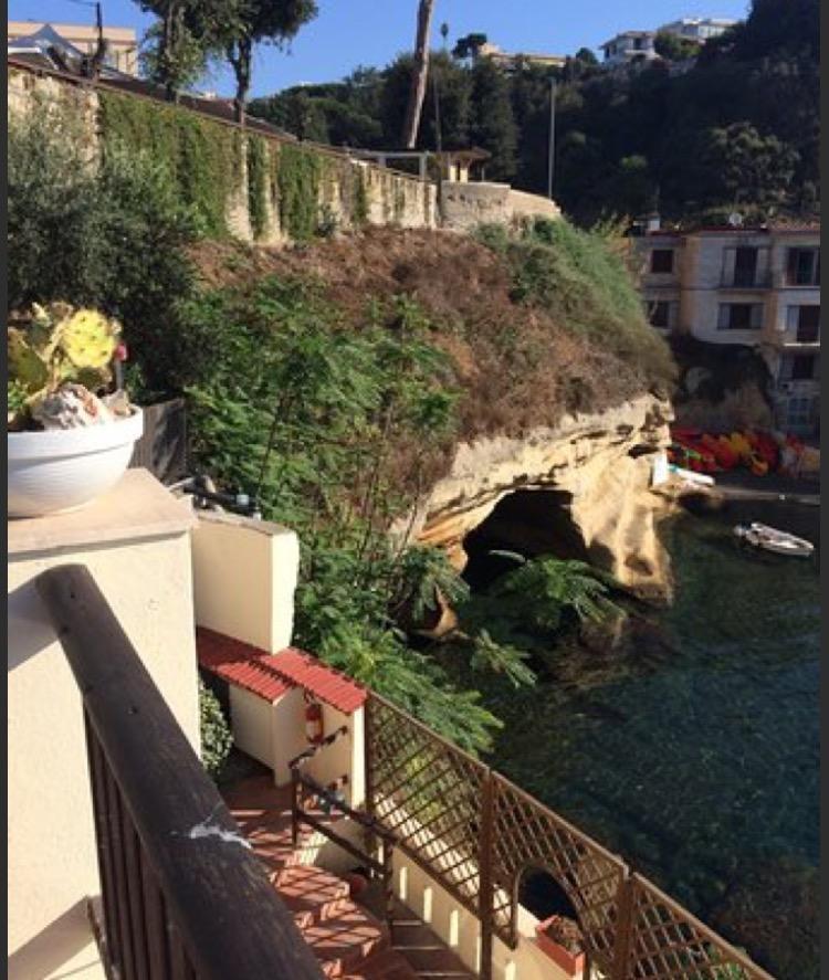 Residence Posillipo نابولي المظهر الخارجي الصورة
